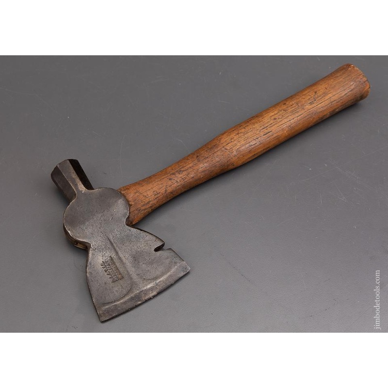 5 5/8 x 12 1/2 inch AMERICAN AXE & TOOL CO Hatchet – 92305