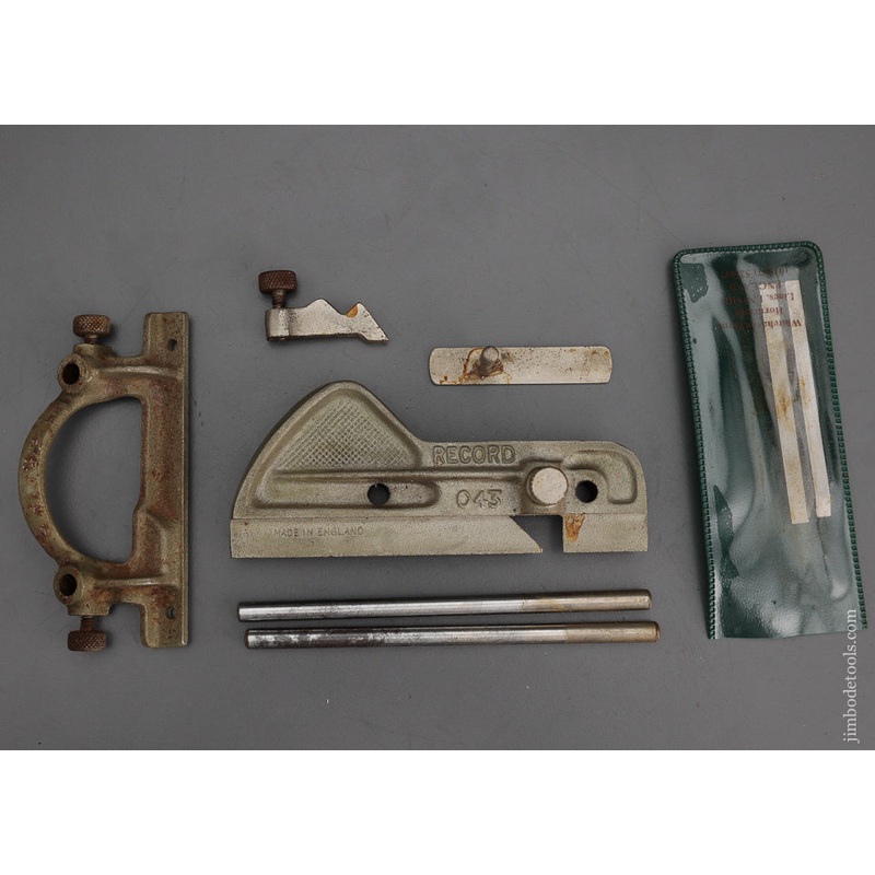 100% Complete RECORD No. 043 Plow Plane – 102076