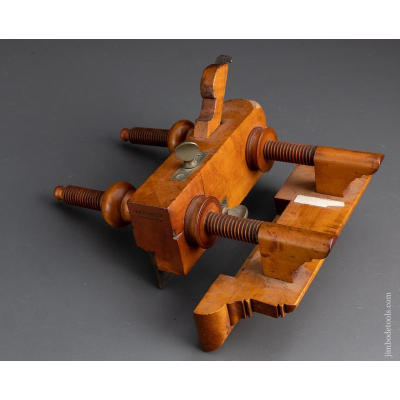 Stunning DEFORREST Solid Boxwood Screw Arm plow Plane – 95330