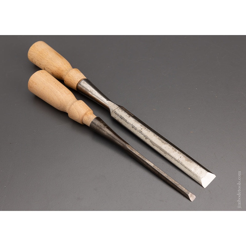 2 Vintage STANLEY No. 1251 Bevel Edge Chisels 1/4 Inch & 3/4 Inch – 104265