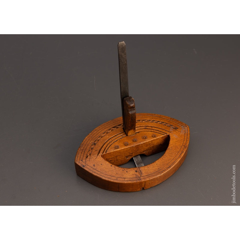 6 1/2 Inch Carved Wooden Router Plane – 113675