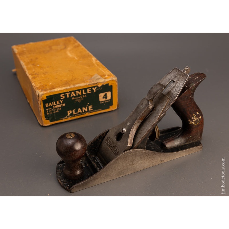 SWEETHEART STANLEY No. 4 Smooth Plane in Original Box – 113695