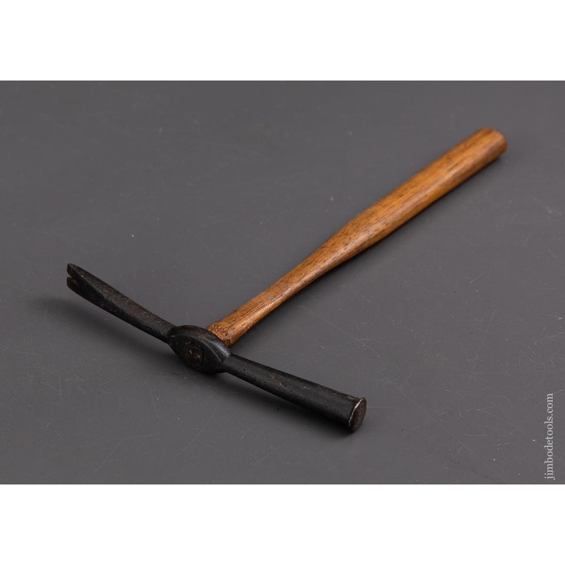 Unusual 6 1/2 x 10 1/4 inch Hammer – 92280