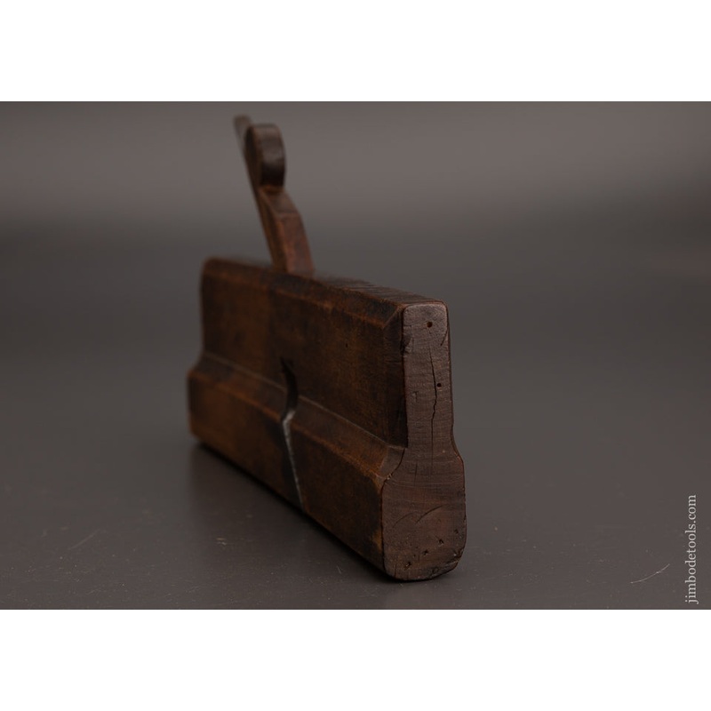 18th Century 10 1/2 Inch Moulding Plane by FRANCIS PERDEW 1704-28 Apprenticed 1688 – 103554