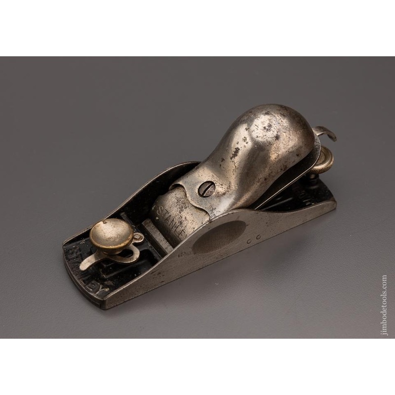 STANLEY No. 18 Knuckle Joint Block Plane with Adjustable Mouth – 95873