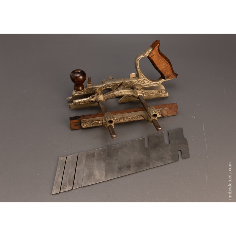 STANLEY No. 46 Skew Plow Plane with All 12 Cutters – 116787
