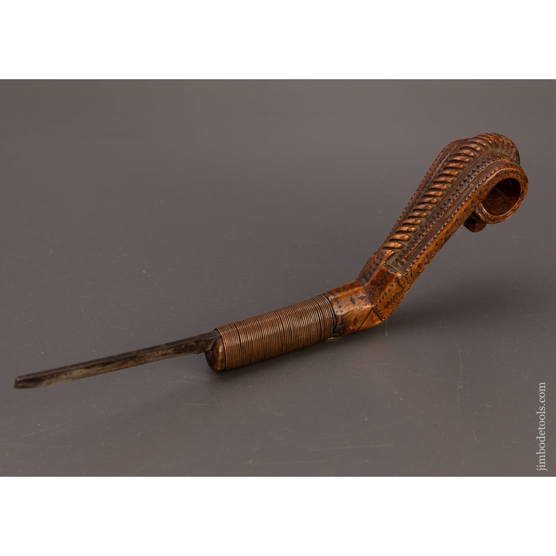 Stunning Intricately Carved Crooked Knife – EXCELSIOR 111101 – AS OF MAR 16